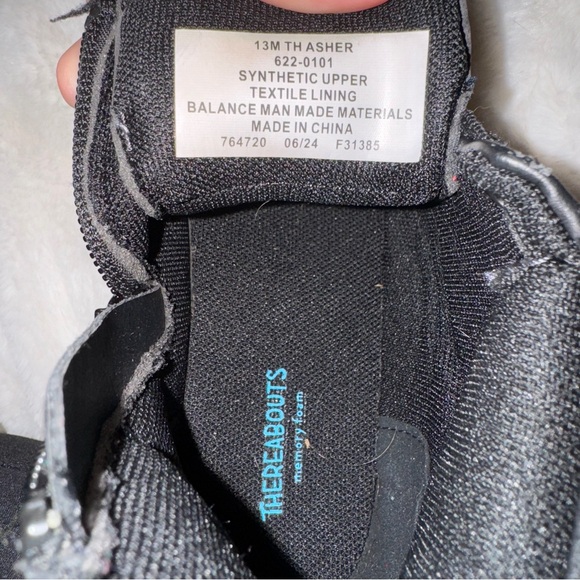 Thereabouts Size 13 Boys High Top Shoes Black Faux Leather Lace Up Round Toe - Picture 4 of 7